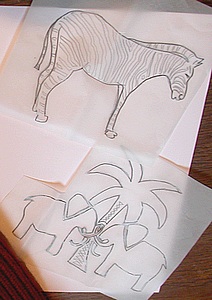 décalquer les motifs au pochoir